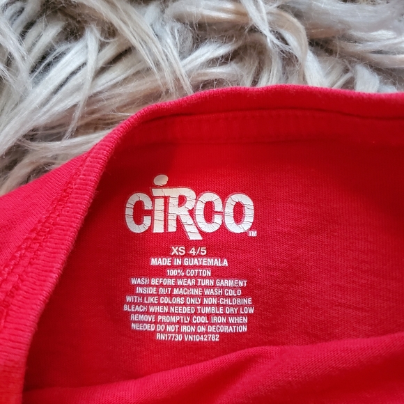 👍4 for $20👍 Snowflake ❄ Shirt, 4-5 - Picture 4 of 4